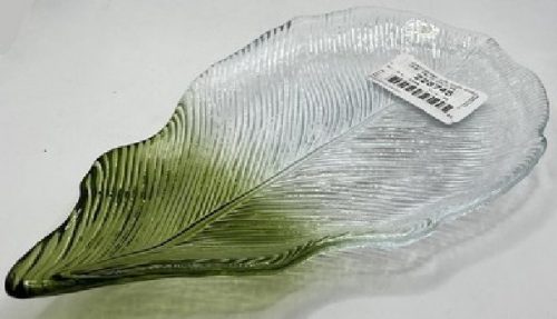 Family üvegtányér átm:24cm nana leaf félig zöld és tiszta, levél form.
