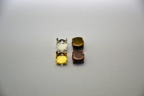 Family fűzhető foglalat átm:10mm bronz, 4 lyuk (30db/csom.)
