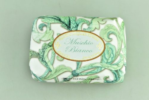 Family szappan csomagolt 200 gr white musk 4x6x10cm
