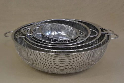 Family filtru, perforat, două cu urechi d:250mm