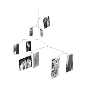   Kikkerland MH14 véletlenszerű elrendezéssel függesztett térbeli króm fényképtartó