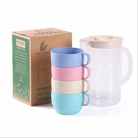   TOO KT-108 4db-os vegyes színekben búzaszalma műanyag bögre szett kancsóval, 13,5×20 cm