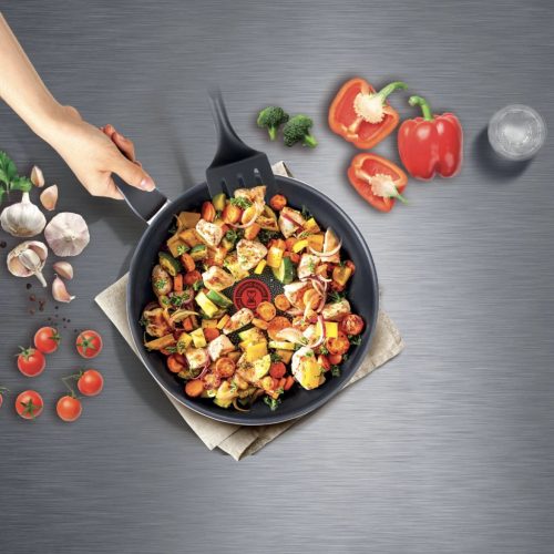 Tefal XL Force 24 cm serpenyő, fekete, C3850453