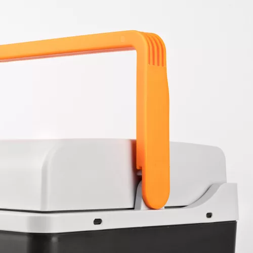 G3 Ferrari G90044 IGLU’ 30 Elektromos hűtőtáska, ami nem csak hűt, de akár melegen is tartja az ételeket, 30 literes