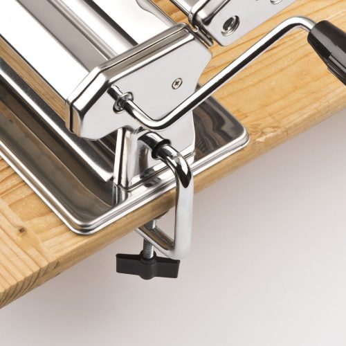 Girmi IM90 Tésztakészítő, kézi működtetésű, 9 vágási beállítás, 3 féle tésztaméret (lasagne, spagetti, metélt)